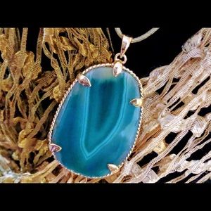 TEAL MOUNTAINS NECKLACE PENDANT